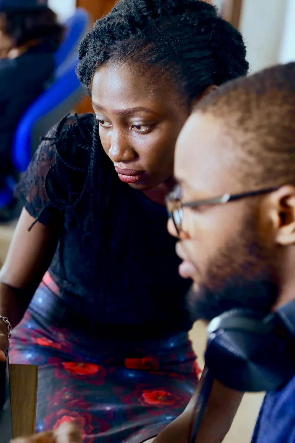 Équipe de développeurs Digitalium travaillant sur un projet logiciel à Abidjan